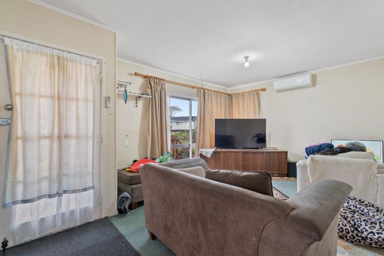 Photo of property in 26 Gainsborough Street, Manurewa, Auckland, 2102