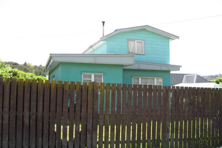 Photo of property in 2/82 Tipahi Street, Nelson South, Nelson, 7010