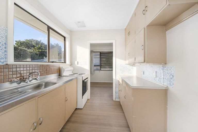 Photo of property in 3 Buller Crescent, Manurewa, Auckland, 2102