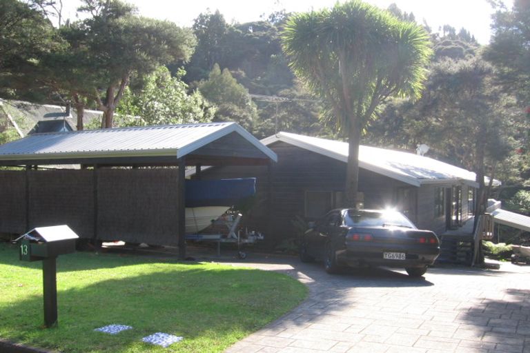 Photo of property in 13 Fawcett Road, Laingholm, Auckland, 0604