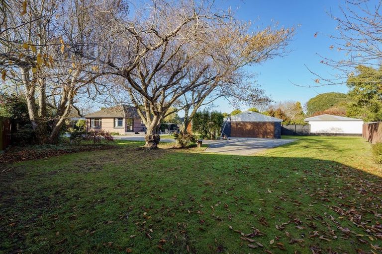 Photo of property in 12 Kyeburn Place, Avonhead, Christchurch, 8042