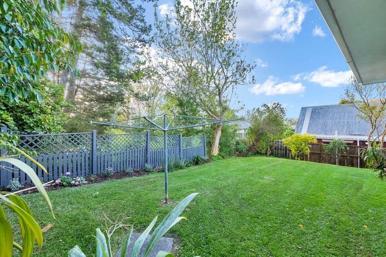 Photo of property in 2/7 Putney Place, Ranui, Auckland, 0612