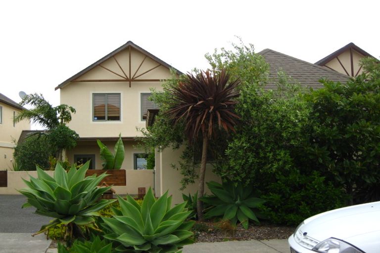 Photo of property in 266 Alec Craig Way, Gulf Harbour, Whangaparaoa, 0930