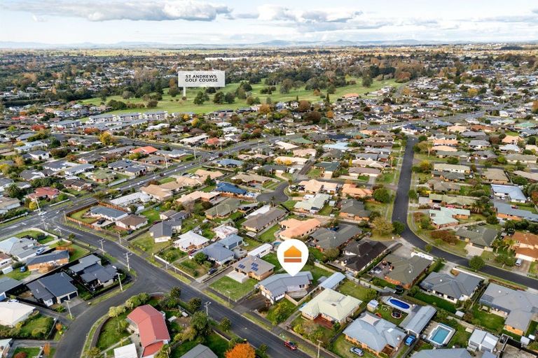 Photo of property in 14 Mears Road, St Andrews, Hamilton, 3200