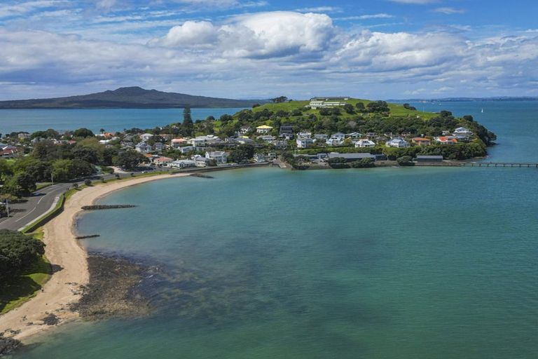 Photo of property in 10/46 King Edward Parade, Devonport, Auckland, 0624