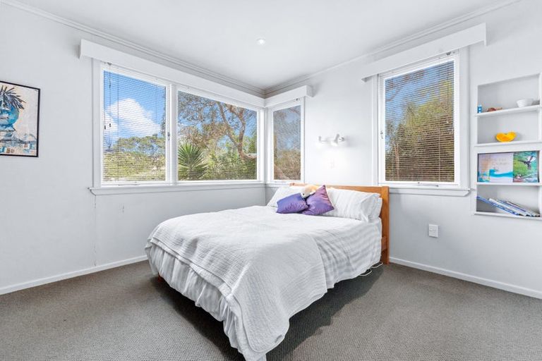 Photo of property in 103 Churchill Road, Murrays Bay, Auckland, 0630