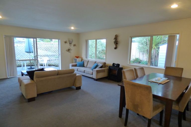 Photo of property in 38a Jacaranda Place, Kerikeri, 0230