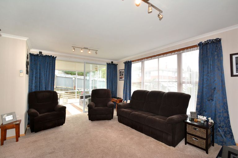 Photo of property in 4 Hanlon Street, Halfway Bush, Dunedin, 9010