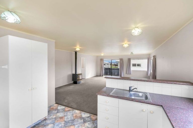 Photo of property in 1 Mansfield Road, Owhata, Rotorua, 3010