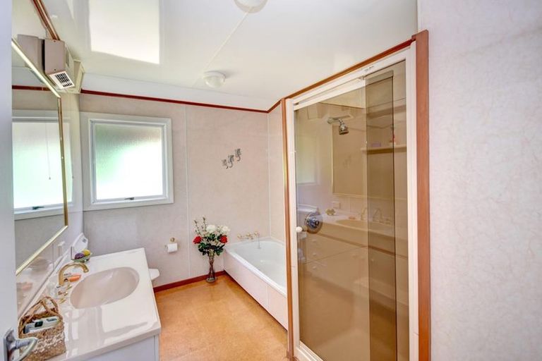 Photo of property in 68 Doon Street, Vauxhall, Dunedin, 9013