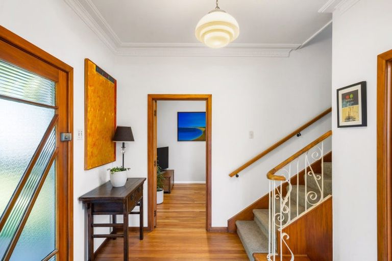 Photo of property in 118a Vigor Brown Street, Napier South, Napier, 4110