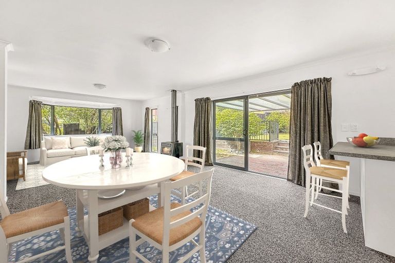 Photo of property in 10 Yasmin Lane, Kinloch, Taupo, 3377