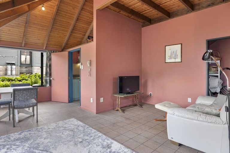 Photo of property in 48 Howorth Road, Fairfield, Dunedin, 9018