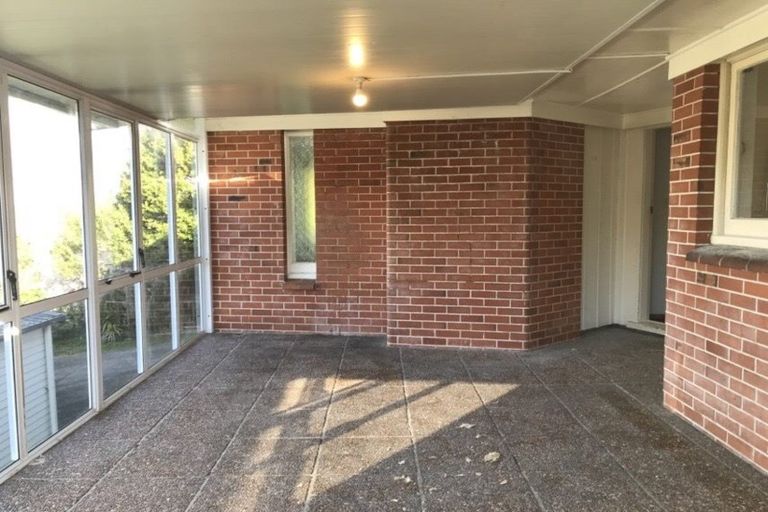 Photo of property in 33 Estuary Road, Weymouth, Auckland, 2103