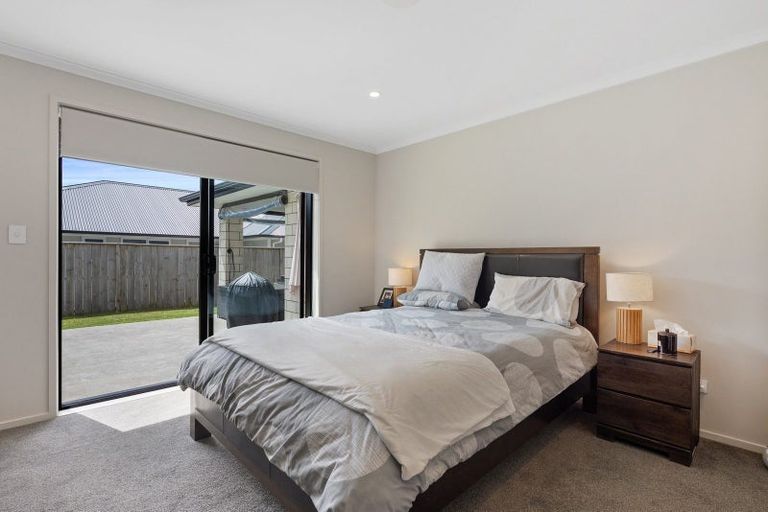 Photo of property in 14 Urumaraki Avenue, Helensville, 0800