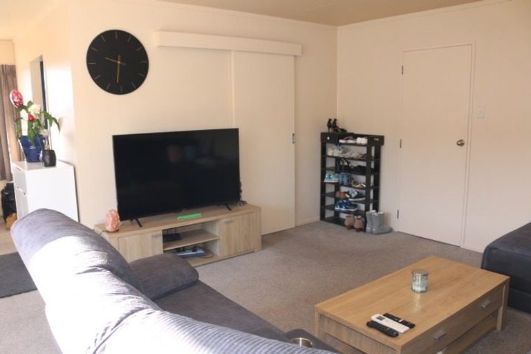 Photo of property in 34 Pencarrow Street, Highbury, Palmerston North, 4412