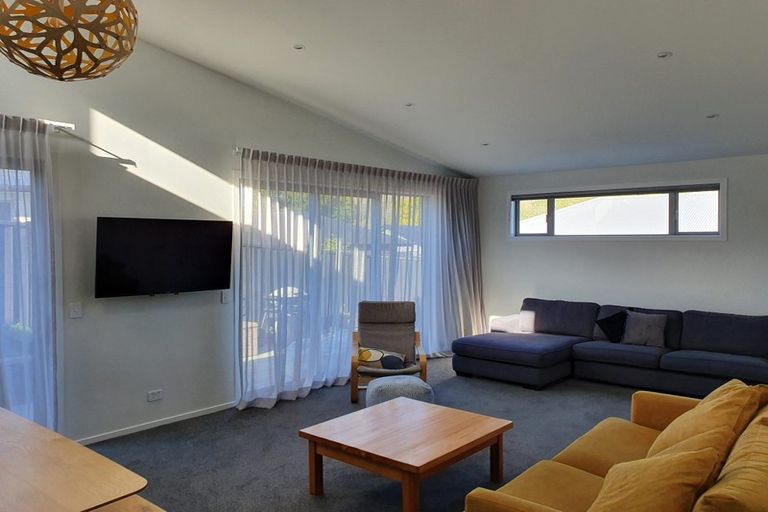 Photo of property in 53a Molyneux Avenue, Cromwell, 9310