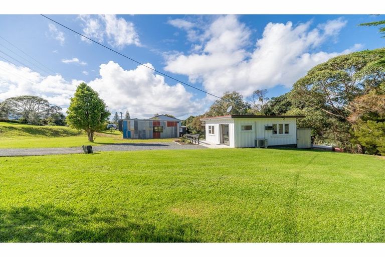 Photo of property in 59 Hauraki Road, Leigh, Warkworth, 0985
