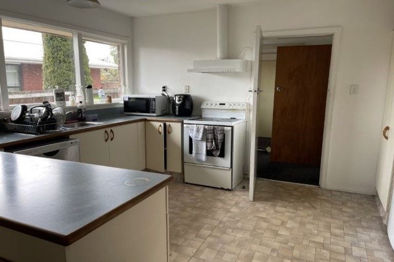 Photo of property in 27 Maidstone Road, Ilam, Christchurch, 8041