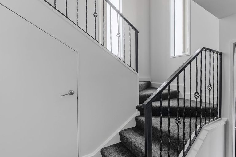 Photo of property in 17 Doncaster Terrace, Ascot Park, Porirua, 5024