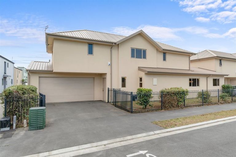 Photo of property in 98 Elizabeth Street, Riccarton, Christchurch, 8041