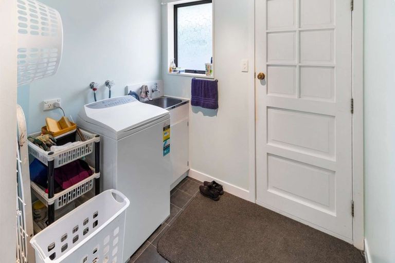 Photo of property in 56 Queen Street West, Levin, 5510