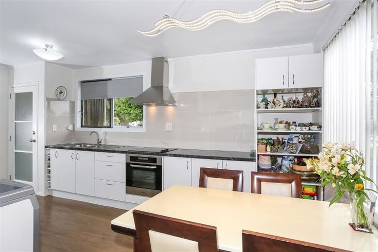 Photo of property in 1/36 Park Estate Road, Rosehill, Papakura, 2113