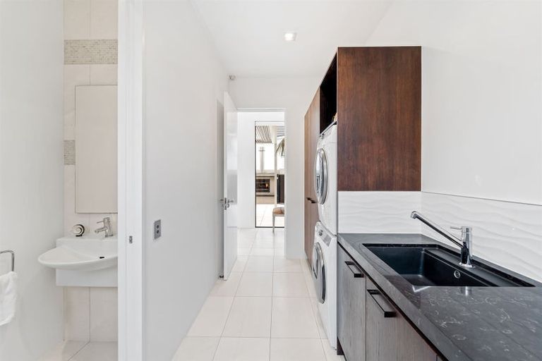 Photo of property in 36 Rue D' Amarres, Gulf Harbour, Whangaparaoa, 0930