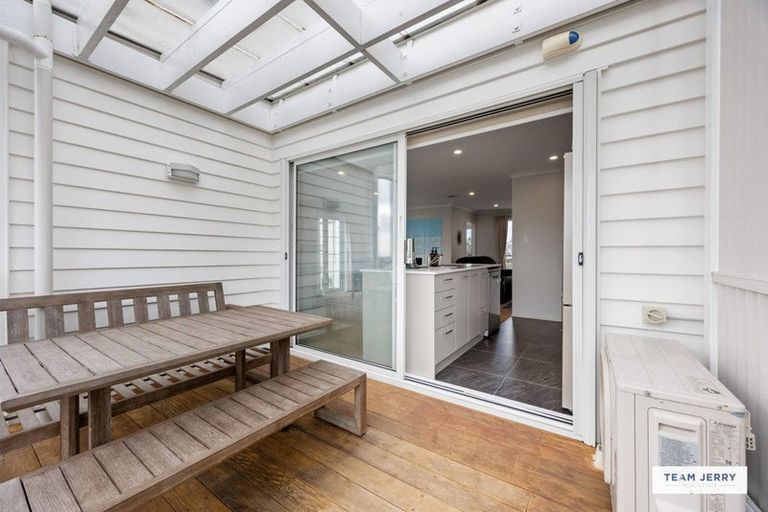 Photo of property in 35 Arrowsmith Drive, Flat Bush, Auckland, 2019