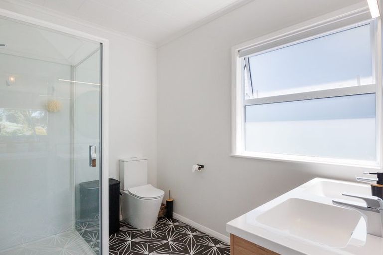 Photo of property in 7 Goodwyn Crescent, Hokowhitu, Palmerston North, 4410