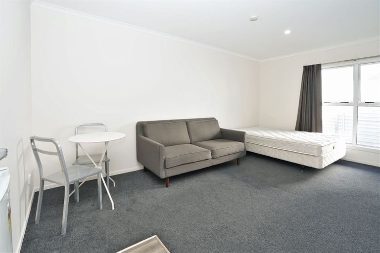 Photo of property in 2/3 Somerset Street, Frankton, Hamilton, 3204