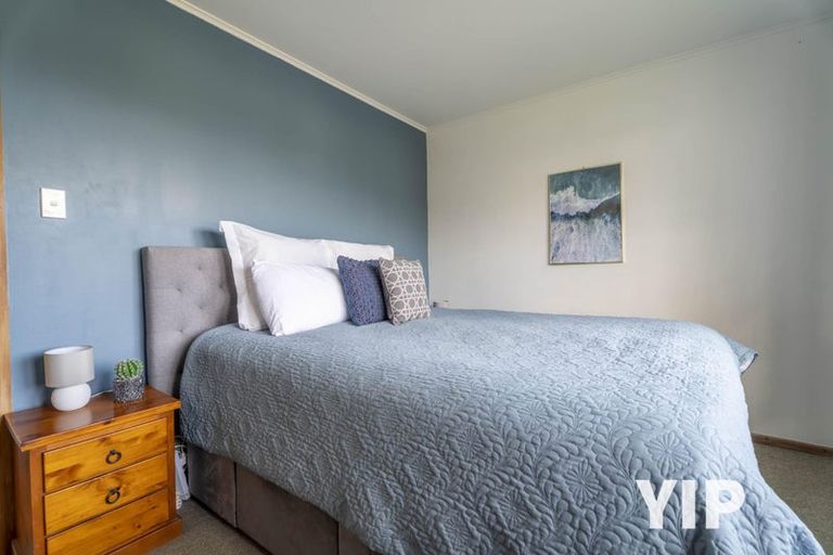 Photo of property in 56 Batchelor Street, Newlands, Wellington, 6037