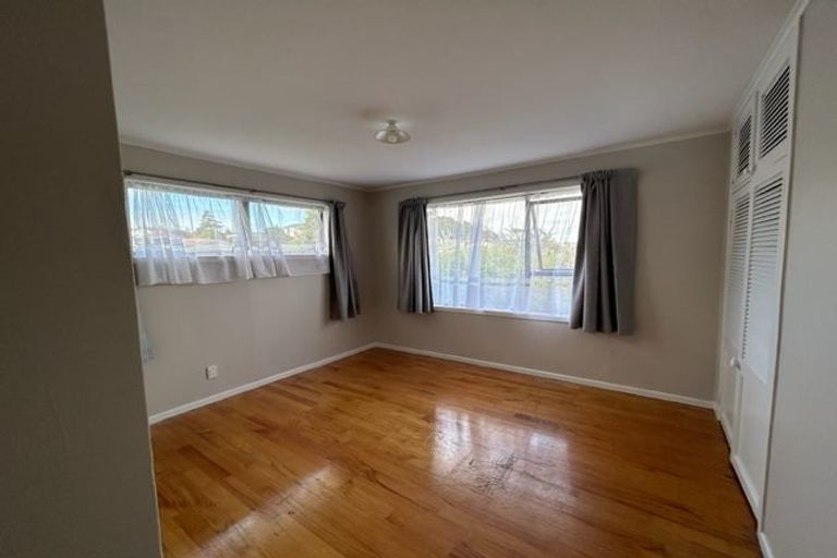 Photo of property in 5 Shoreham Street, Avondale, Auckland, 0600