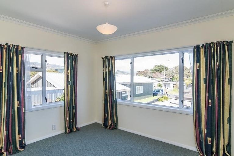 Photo of property in 4a Huia Road, Raumati Beach, Paraparaumu, 5032