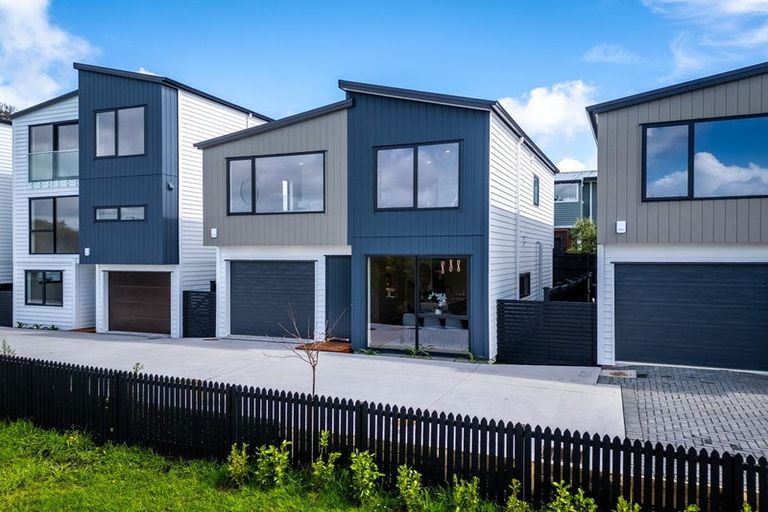 Photo of property in 12d Rewi Street, Torbay, Auckland, 0630