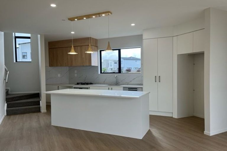 Photo of property in 59 Minhas Road, Papakura, 2110