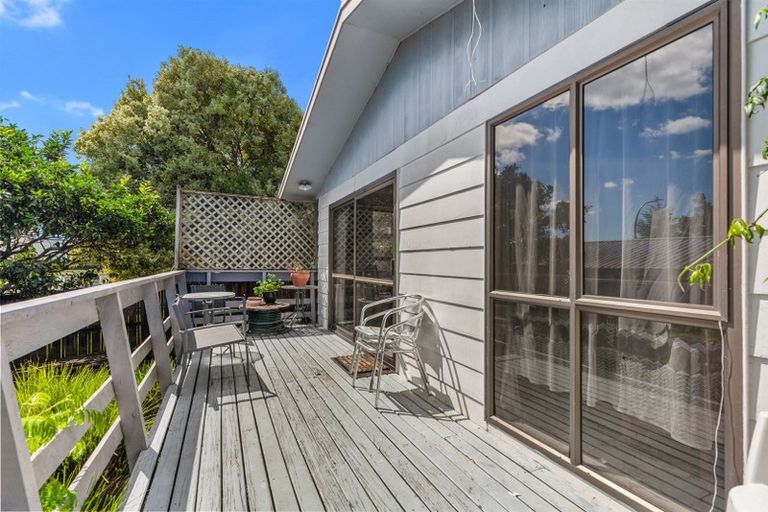 Photo of property in 2 Neil Place, Gate Pa, Tauranga, 3112
