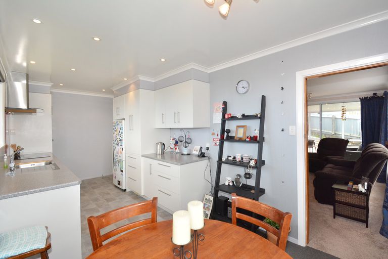 Photo of property in 4 Hanlon Street, Halfway Bush, Dunedin, 9010