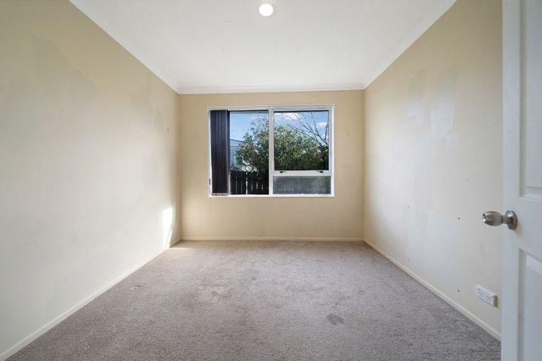 Photo of property in 79 Godley Road, Green Bay, Auckland, 0604