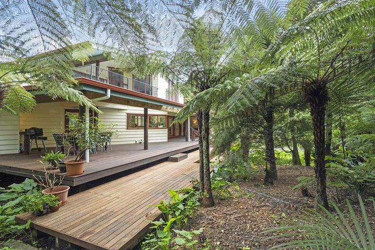 Photo of property in 145 Upper Harbour Drive, Greenhithe, Auckland, 0632