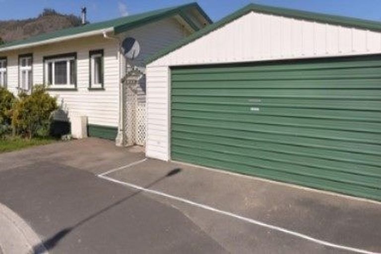 Photo of property in 14 Gorrie Street, Nelson South, Nelson, 7010