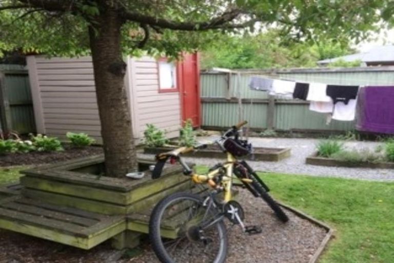 Photo of property in 5 Hutcheson Street, Sydenham, Christchurch, 8023