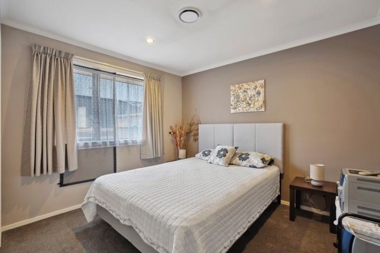 Photo of property in 24 Hewson Crescent, Lake Hawea, Wanaka, 9382