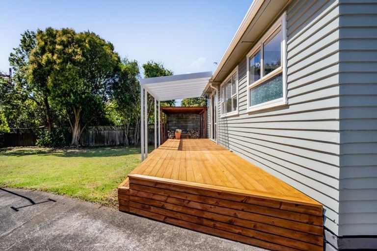 Photo of property in 33 Woodleigh Street, Frankleigh Park, New Plymouth, 4310