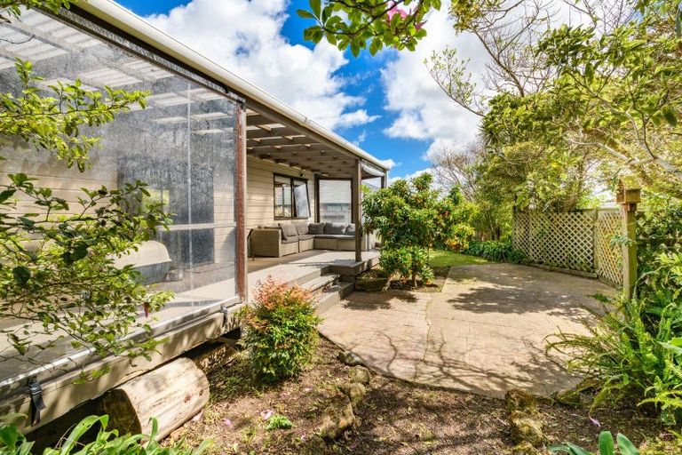 Photo of property in 125 Summerhill Drive, Fitzherbert, Palmerston North, 4410