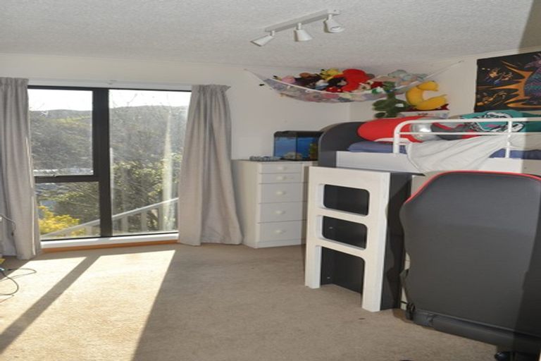 Photo of property in 16 Anaheim Place, Churton Park, Wellington, 6037