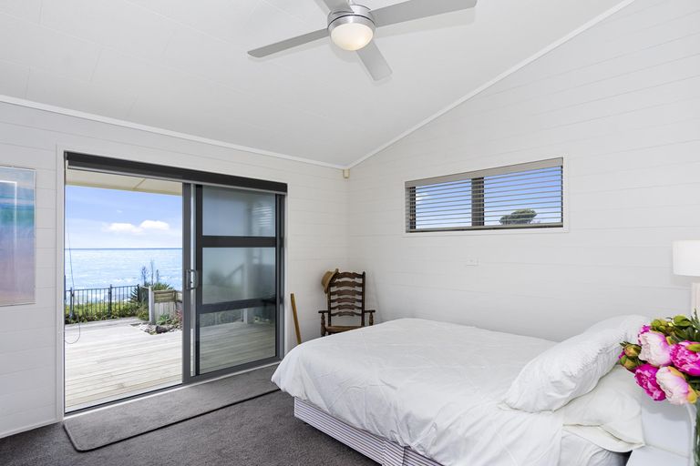 Photo of property in 355 Pukehina Parade, Pukehina, Te Puke, 3189