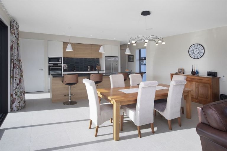 Photo of property in 17 Hallfield Drive, Ohoka, Kaiapoi, 7692