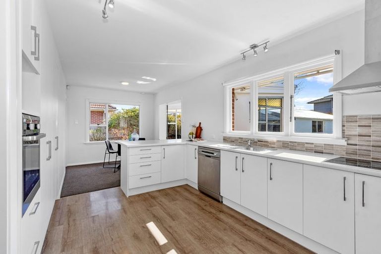 Photo of property in 54 Worthy Street, Ilam, Christchurch, 8041