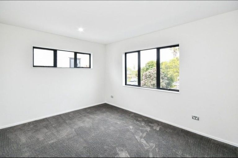 Photo of property in 115b Russell Road, Manurewa, Auckland, 2102